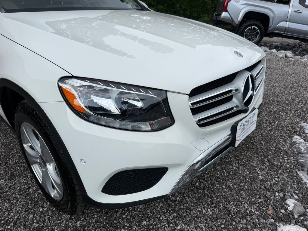 2018 Mercedes-Benz C-Class - $20,950