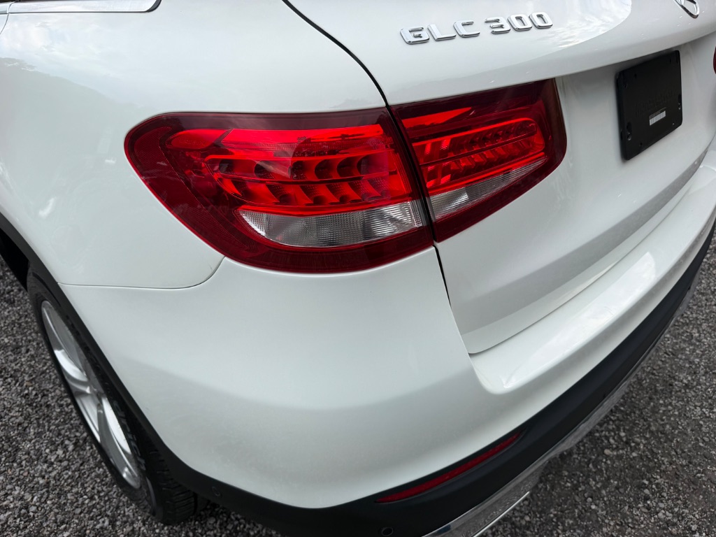 2018 Mercedes-Benz C-Class - $20,950