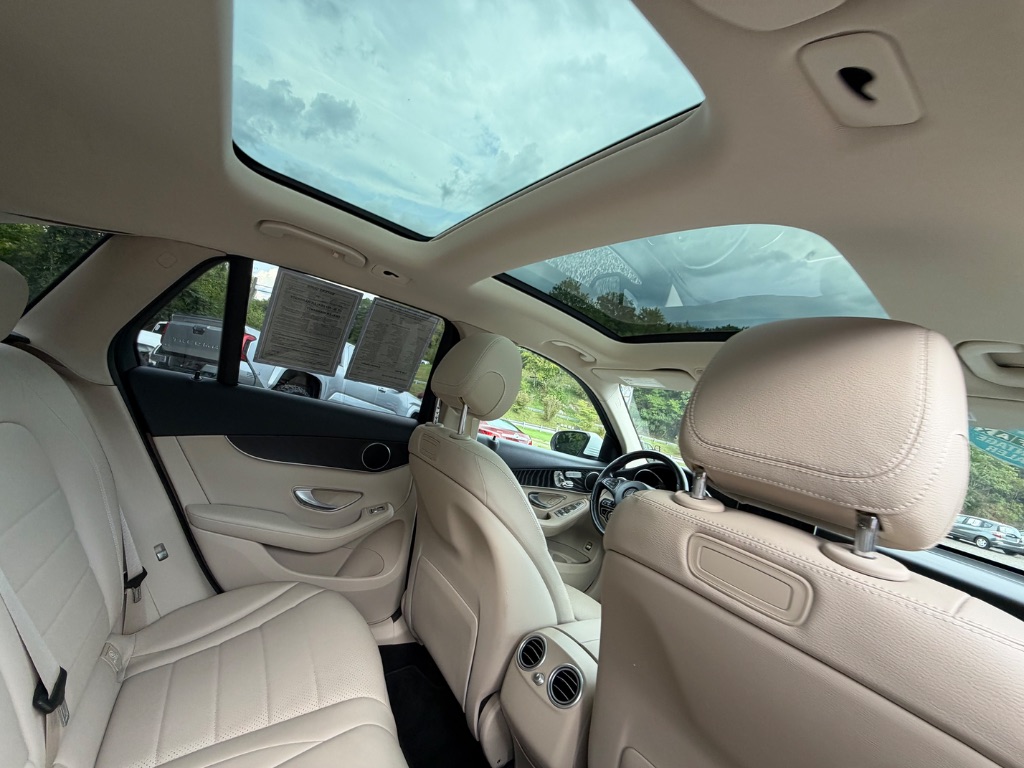 2018 Mercedes-Benz C-Class - $20,950