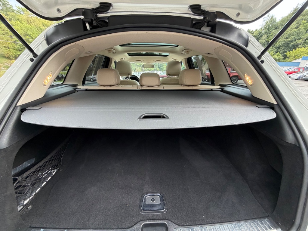 2018 Mercedes-Benz C-Class - $20,950