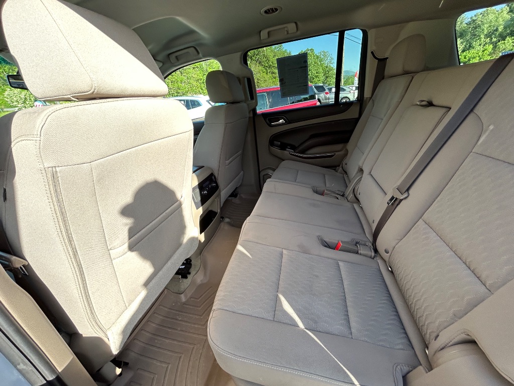 2018 Chevrolet Suburban 1500 LS photo