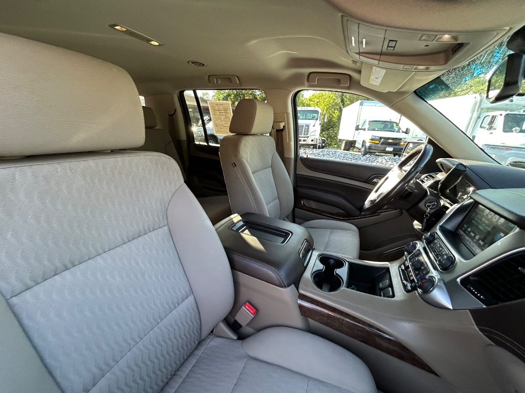 2018 Chevrolet Suburban 1500 LS photo