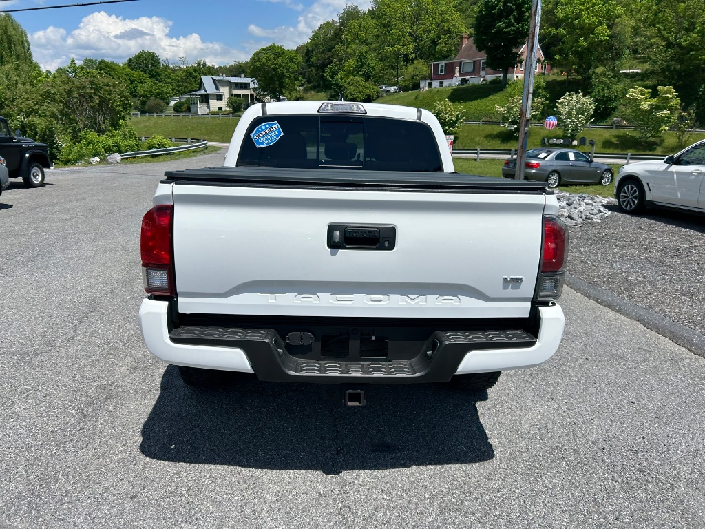 2018 Toyota Tacoma TRD Sport photo