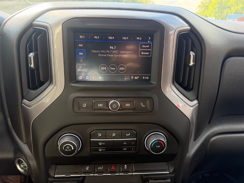 2024 Chevrolet Silverado 2500 - $44,950