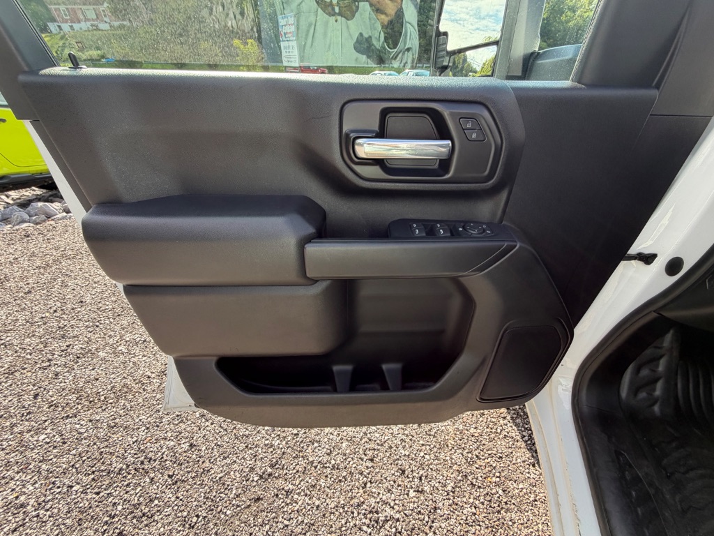 2024 Chevrolet Silverado 2500 - $44,950