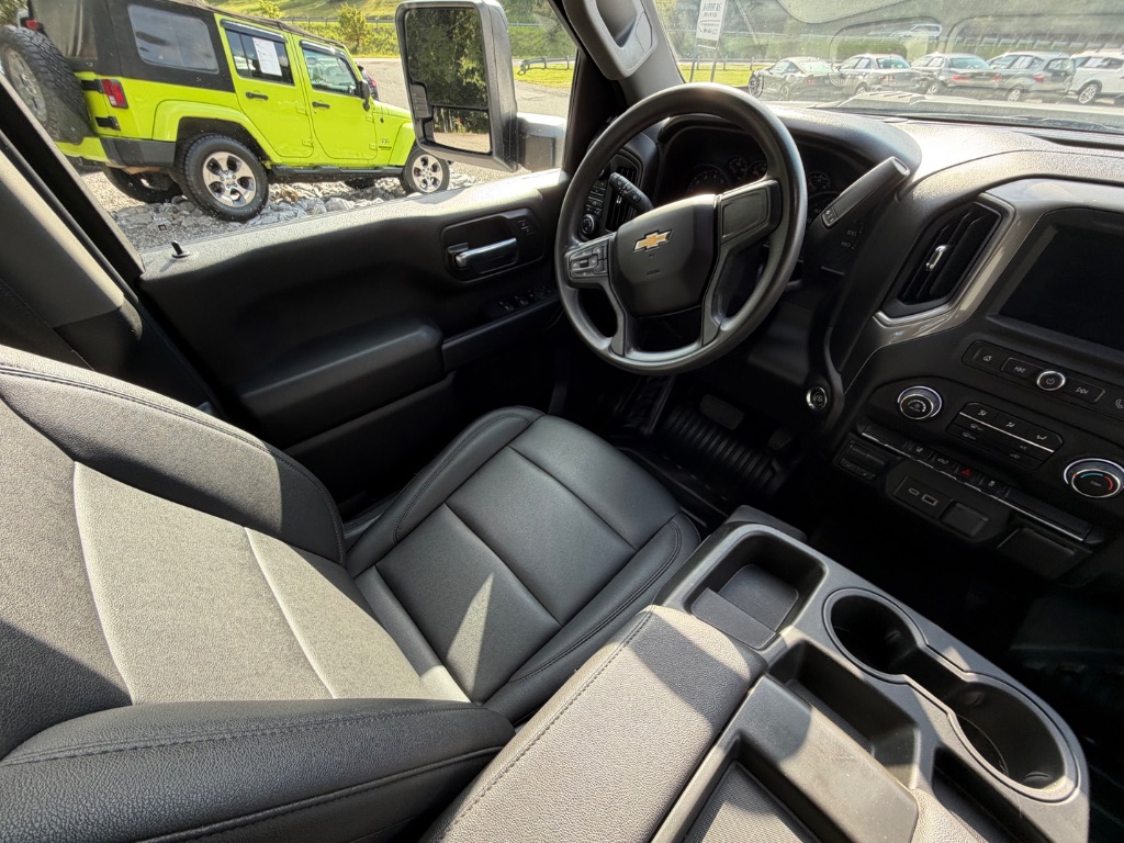 2024 Chevrolet Silverado 2500 - $44,950