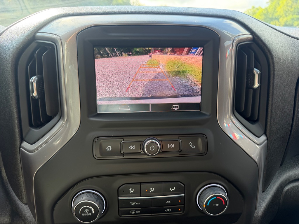 2024 Chevrolet Silverado 2500 - $44,950