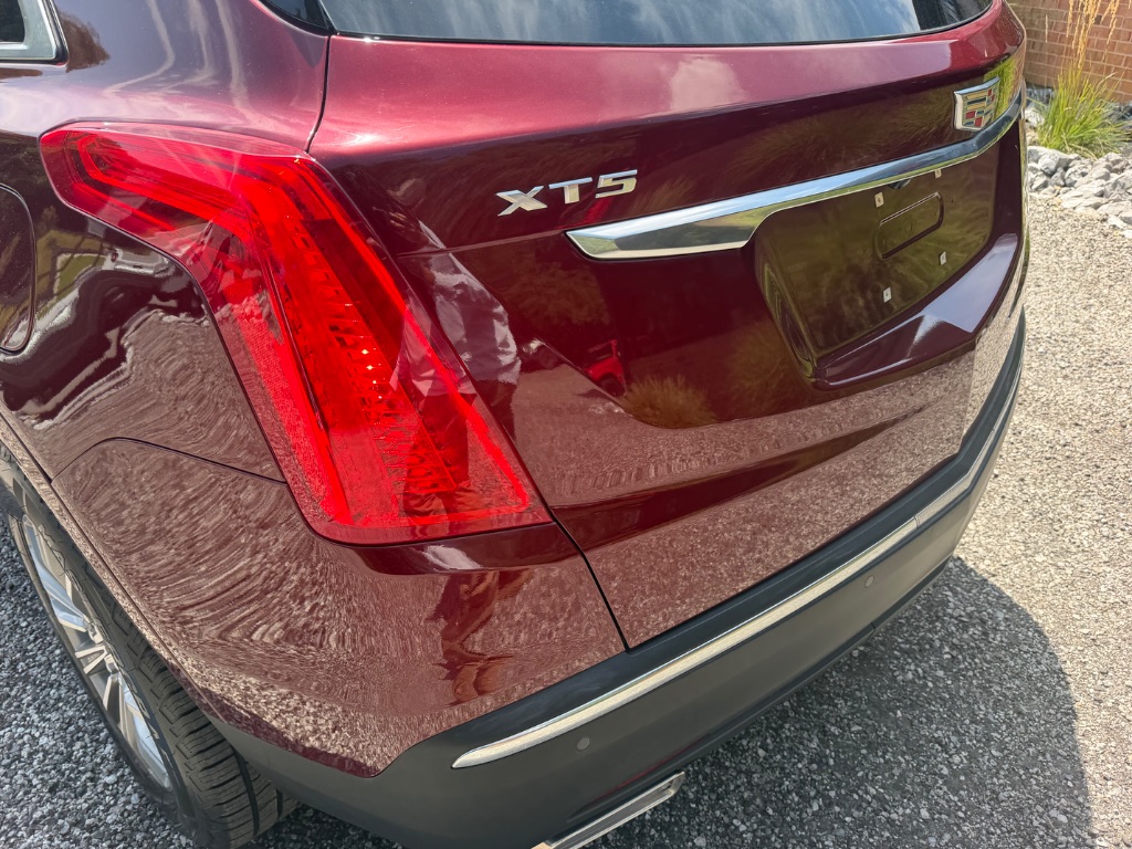2017 Cadillac XT5 - $18,950