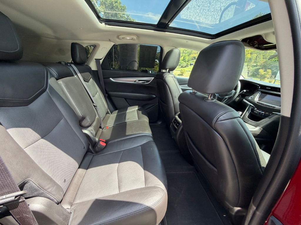 2017 Cadillac XT5 - $18,950