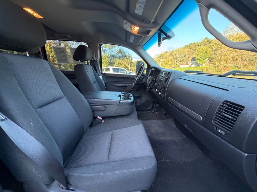 2014 Chevrolet Silverado - $21,950