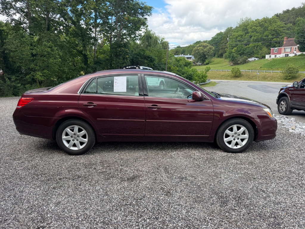 2007 Toyota Avalon - $4,550