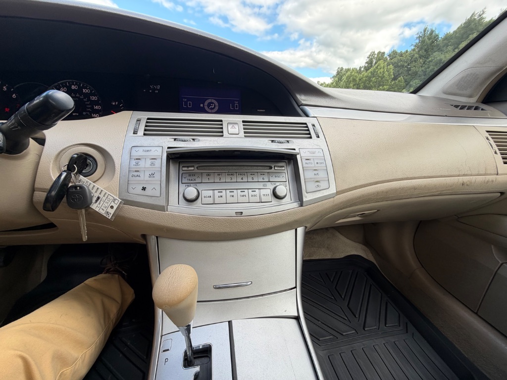 2007 Toyota Avalon - $4,550