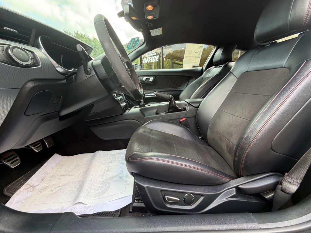 2016 Ford Mustang - $28,950