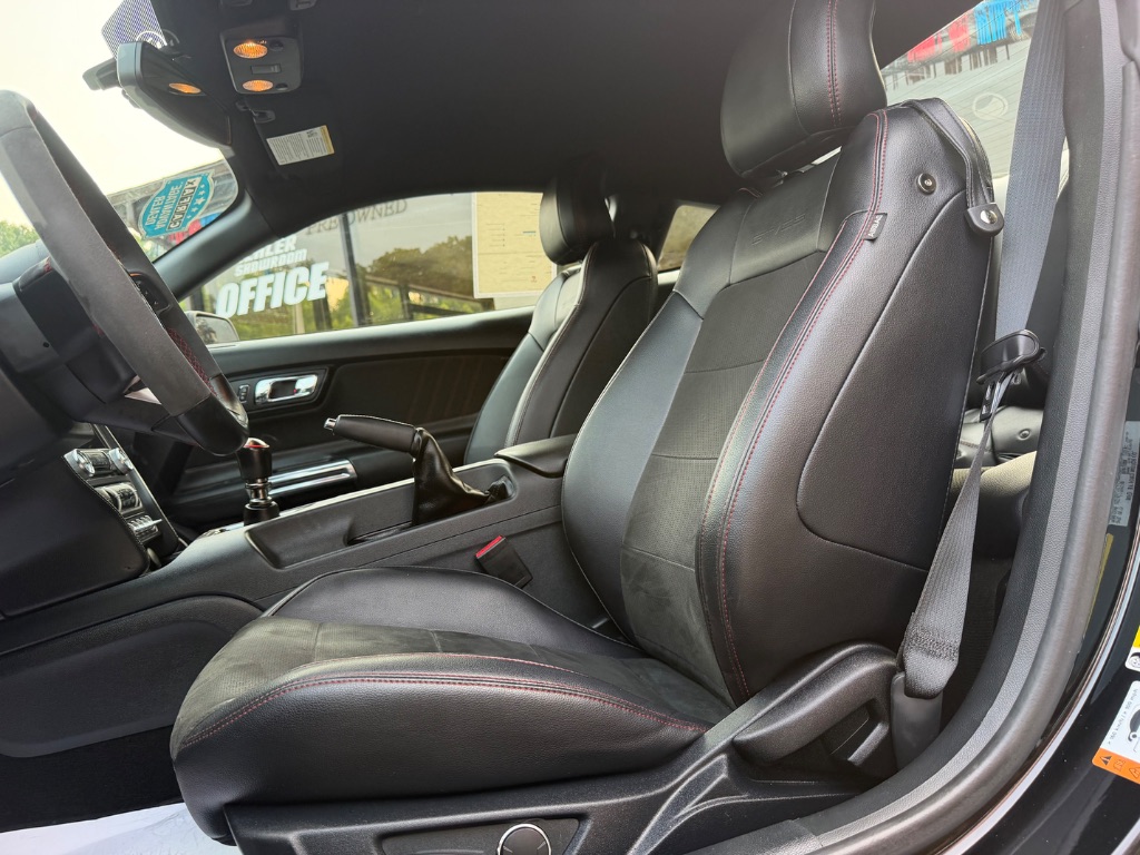 2016 Ford Mustang - $28,950