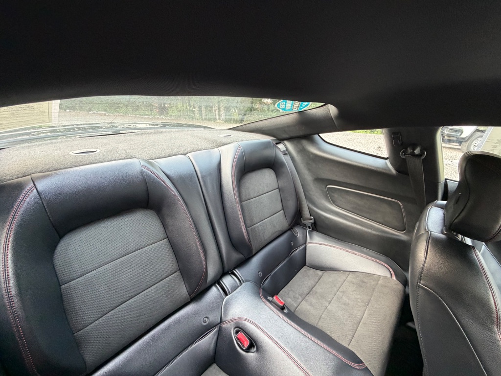 2016 Ford Mustang - $28,950