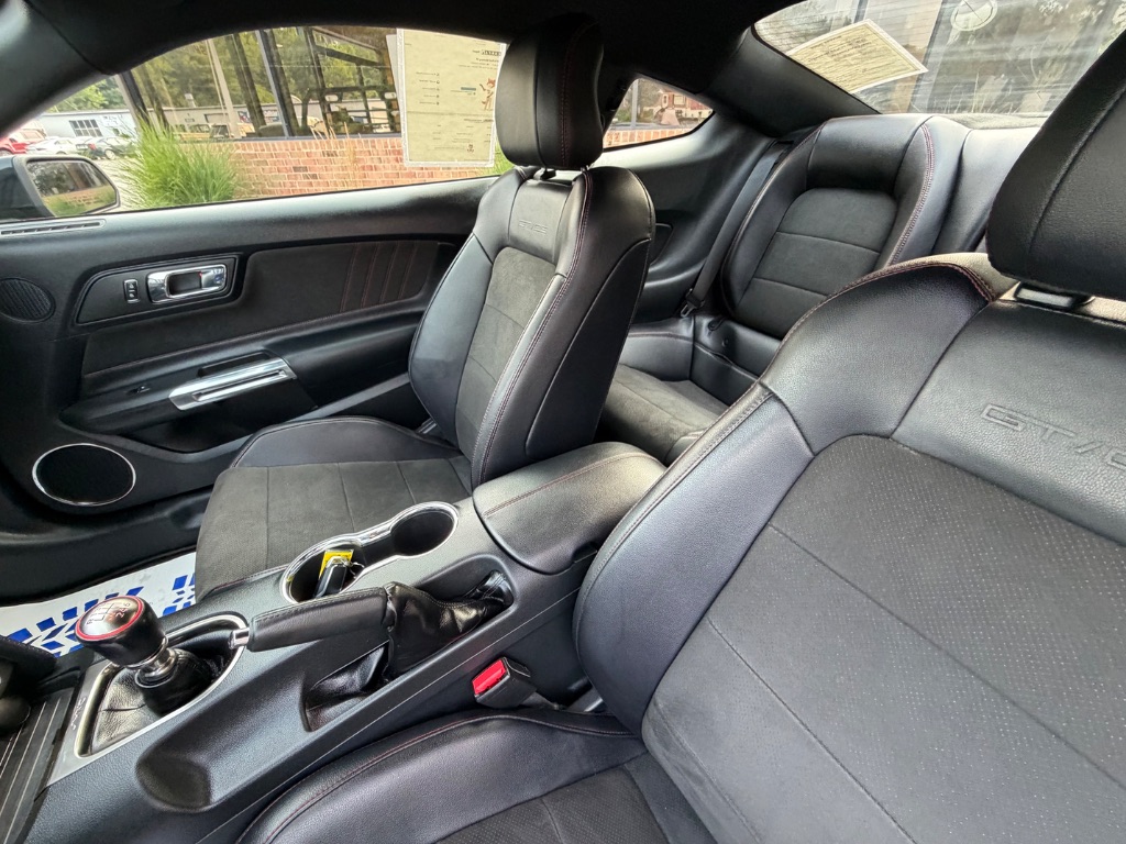 2016 Ford Mustang - $28,950