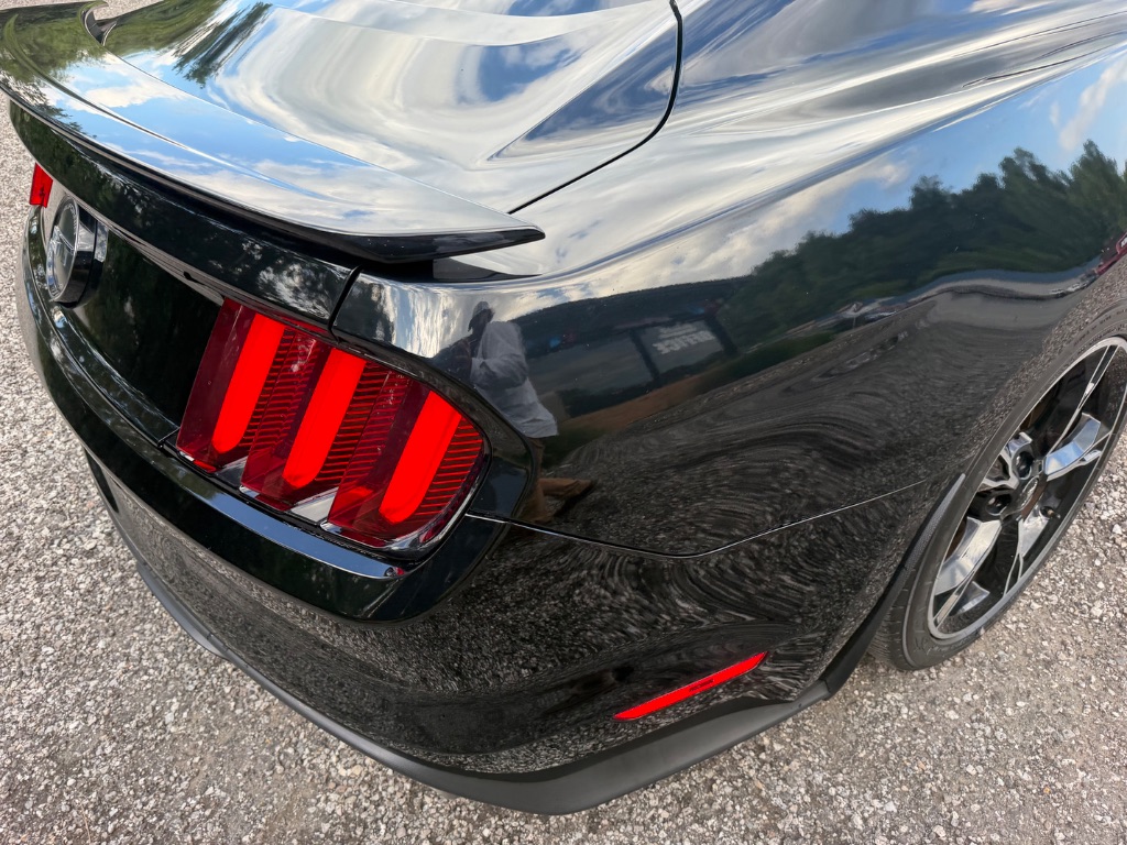 2016 Ford Mustang - $28,950