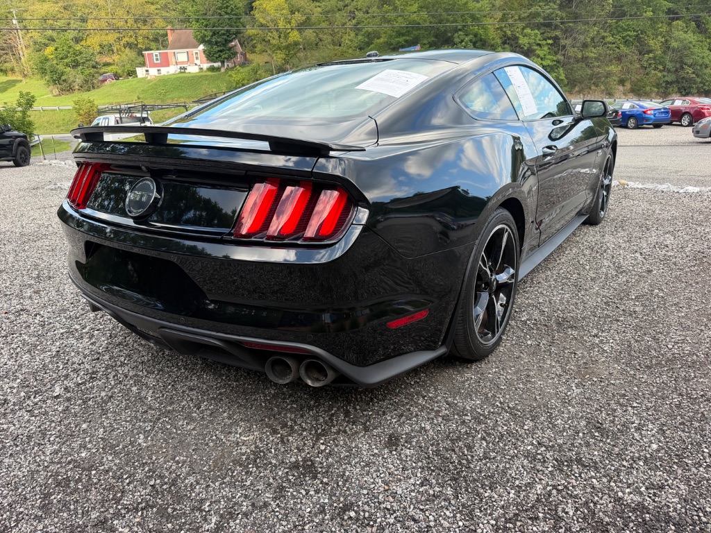 2016 Ford Mustang - $28,950