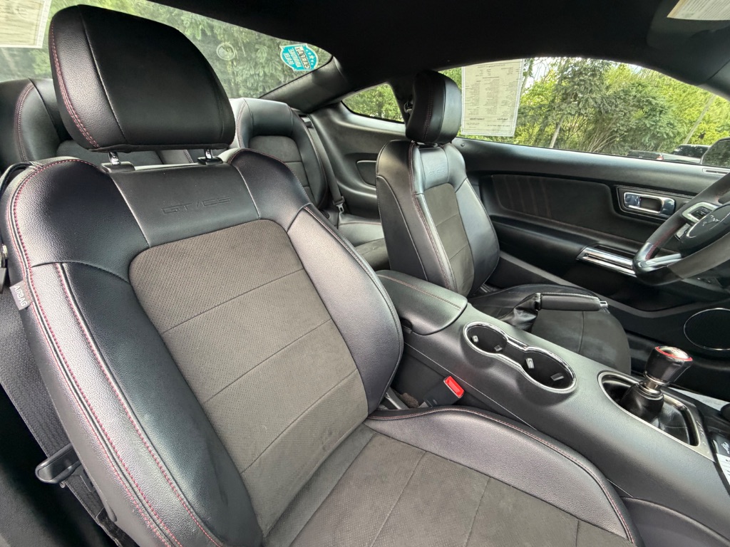 2016 Ford Mustang - $28,950