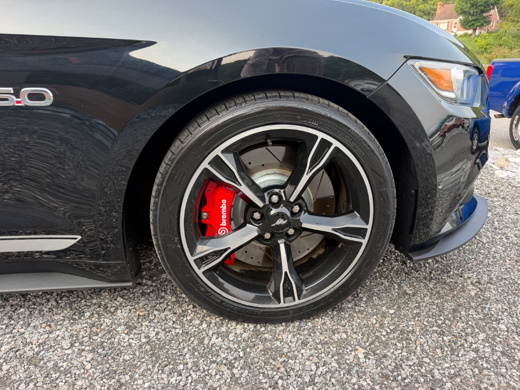 2016 Ford Mustang - $28,950