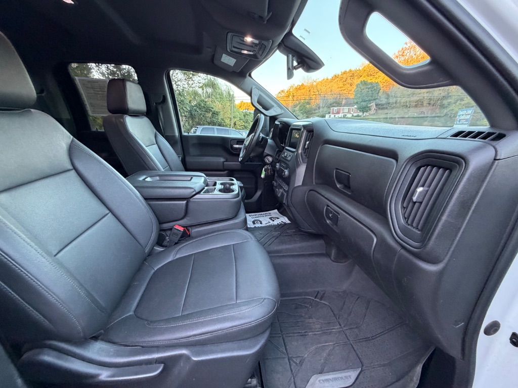 2022 Chevrolet Silverado Hd - $29,950