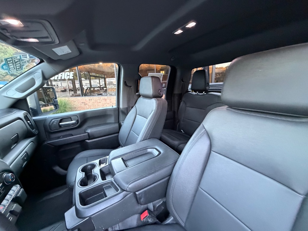 2022 Chevrolet Silverado Hd - $29,950