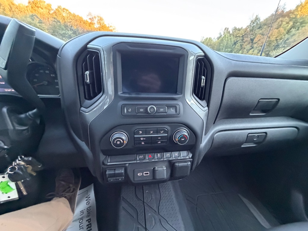 2022 Chevrolet Silverado Hd - $29,950