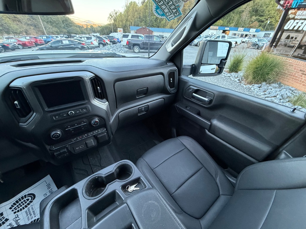2022 Chevrolet Silverado Hd - $29,950