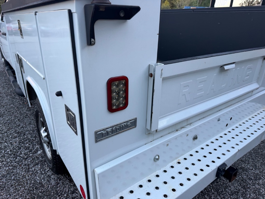 2022 Chevrolet Silverado Hd - $29,950