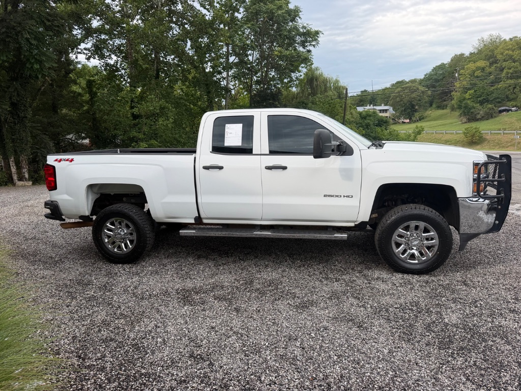 2018 Chevrolet Silverado - $30,950