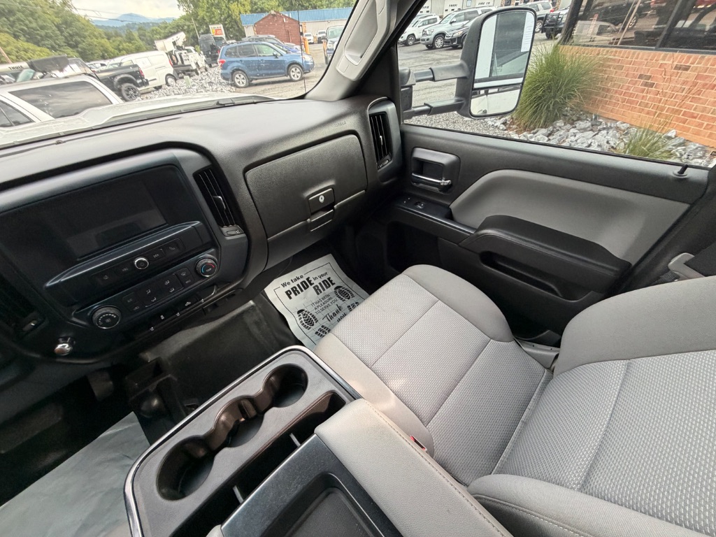 2018 Chevrolet Silverado - $30,950
