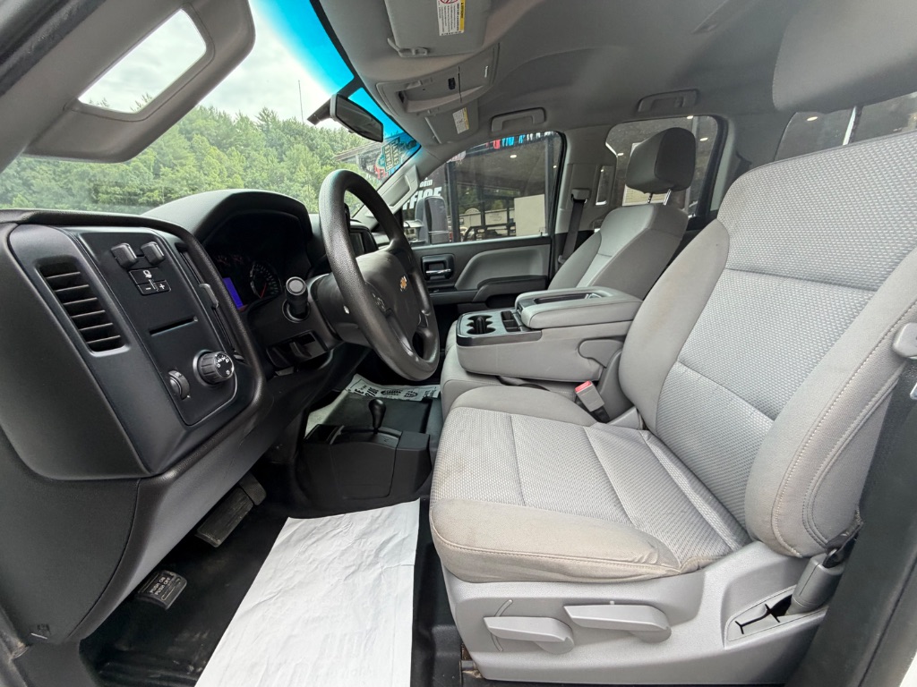2018 Chevrolet Silverado - $30,950