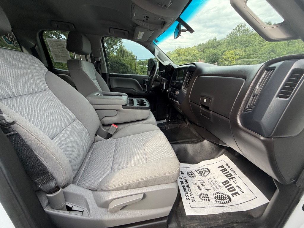 2018 Chevrolet Silverado - $30,950