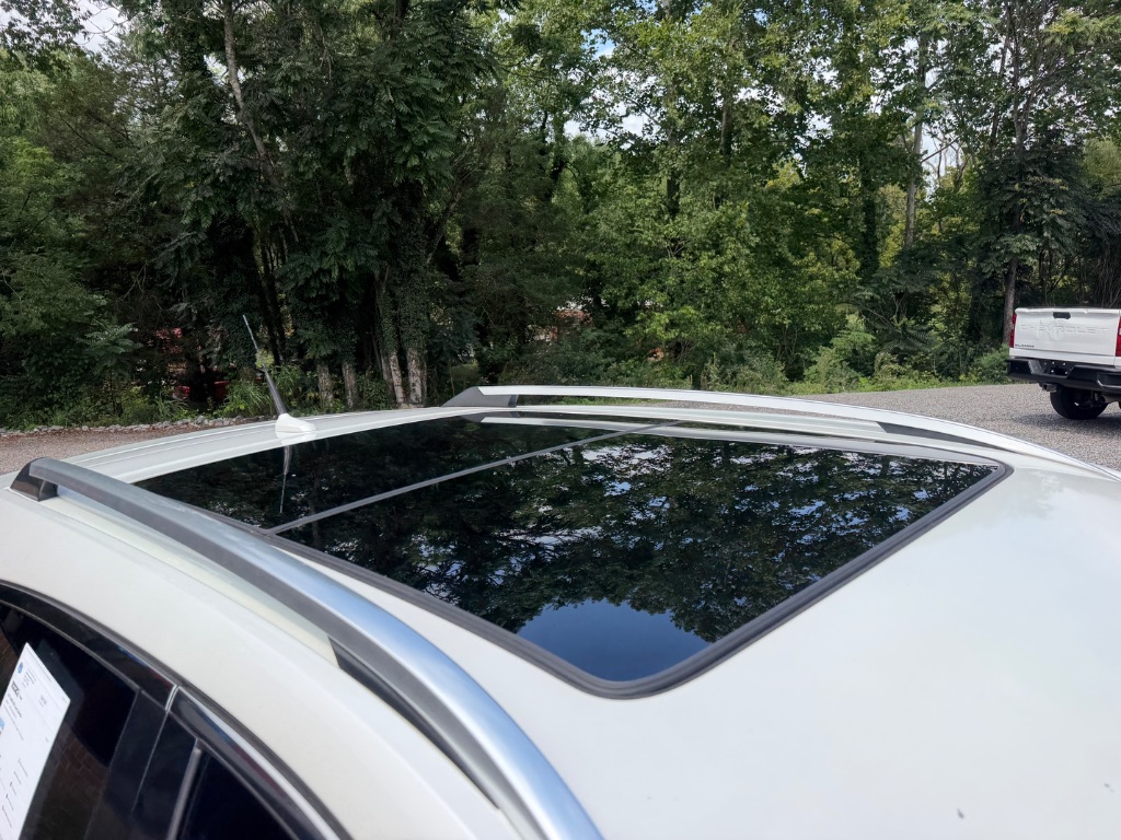 2012 Cadillac SRX - $9,950