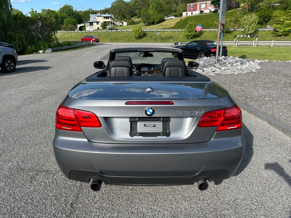 2013 BMW Legend 335i photo