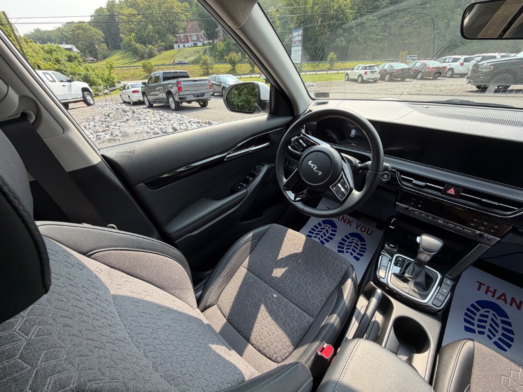 2025 Kia Seltos - $26,950