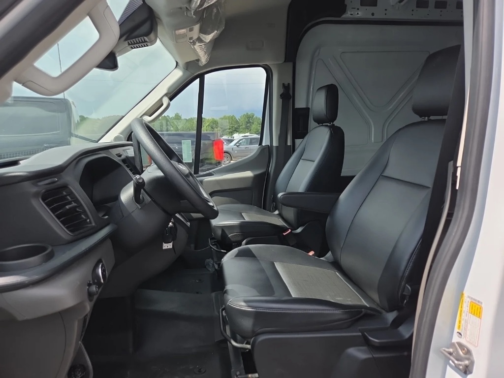 2024 Ford T250 Vans - $53,950