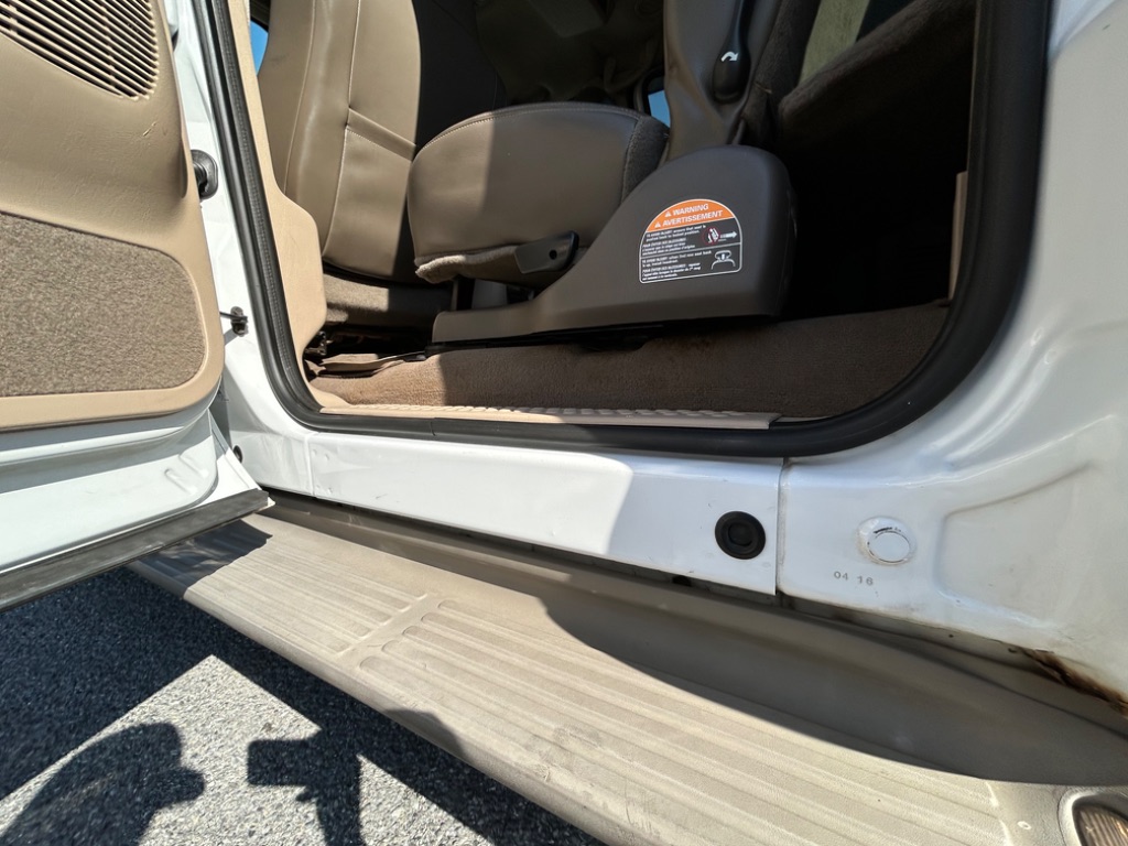 2003 Ford Excursion Eddie Bauer photo