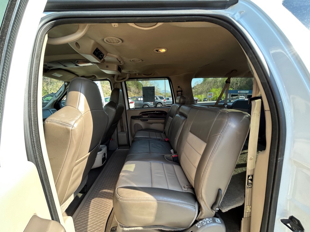2003 Ford Excursion Eddie Bauer photo