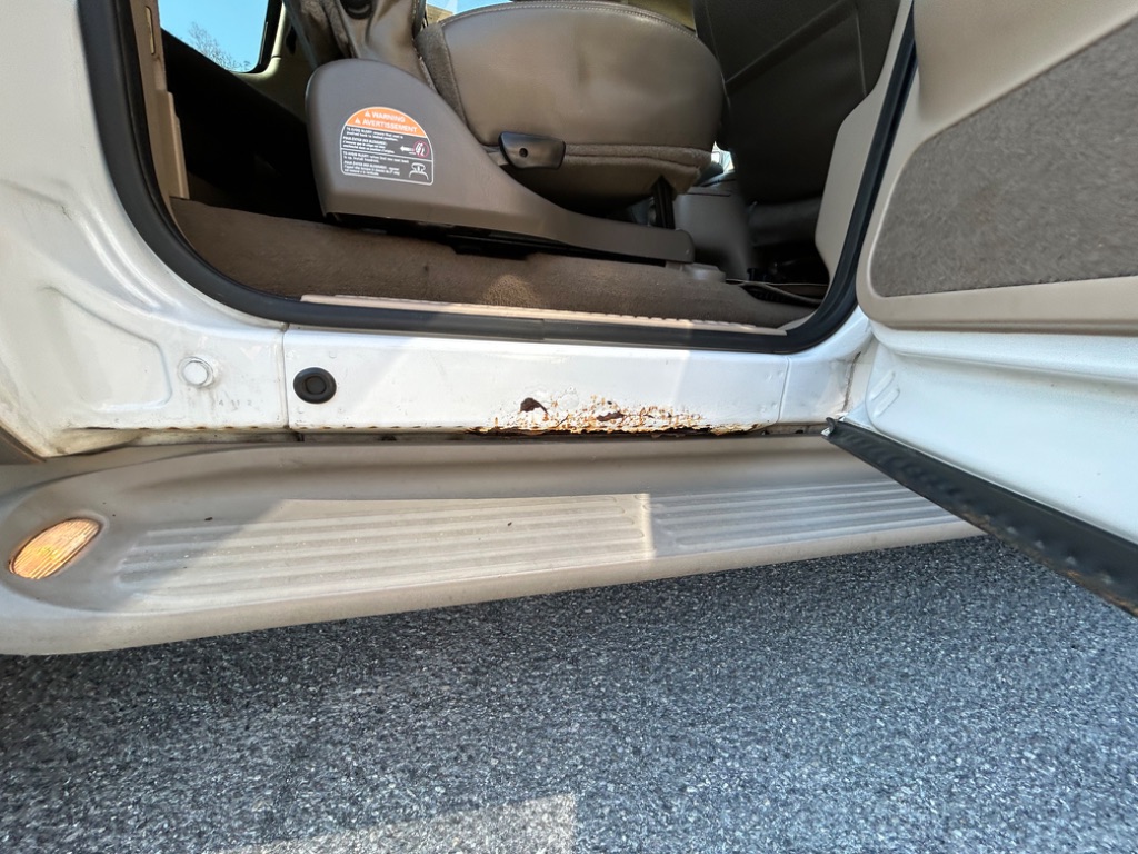2003 Ford Excursion Eddie Bauer photo