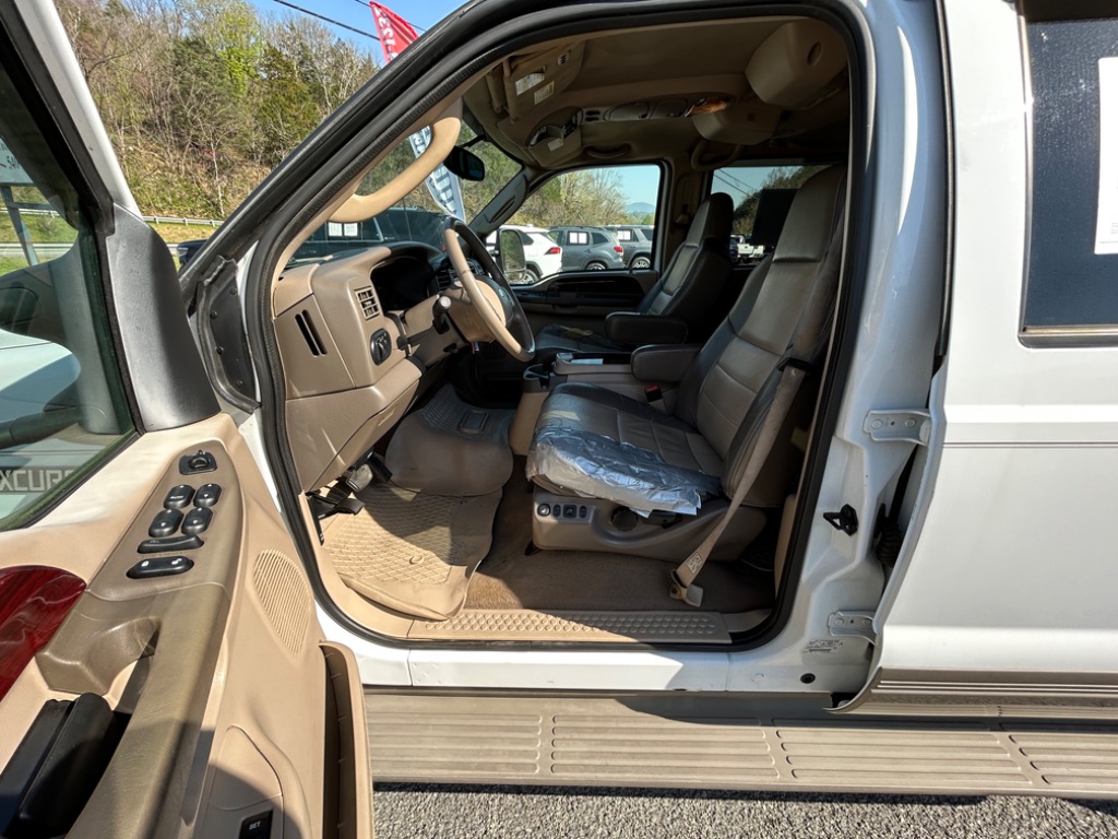 2003 Ford Excursion Eddie Bauer photo
