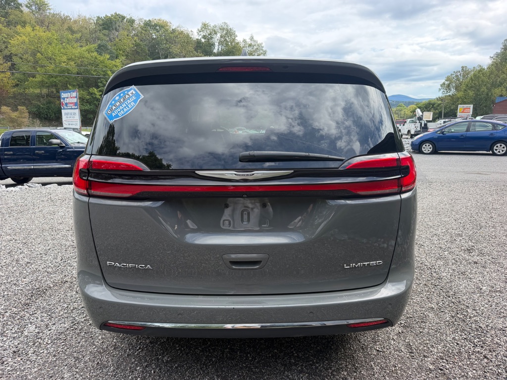 2022 Chrysler Pacifica - $25,950