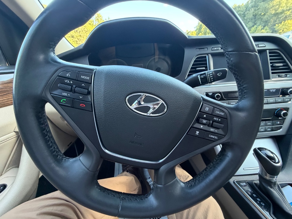 2017 Hyundai Sonata - $12,950