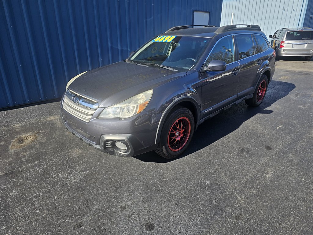 2014 Subaru Outback - $6,698