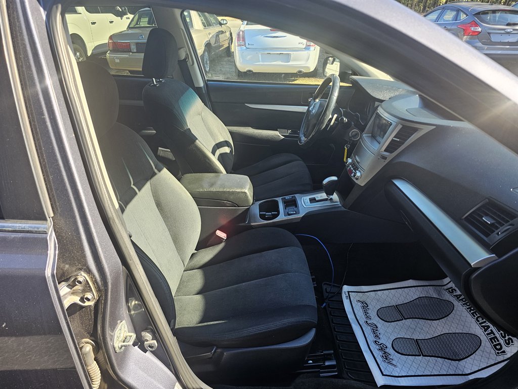 2014 Subaru Outback - $6,698
