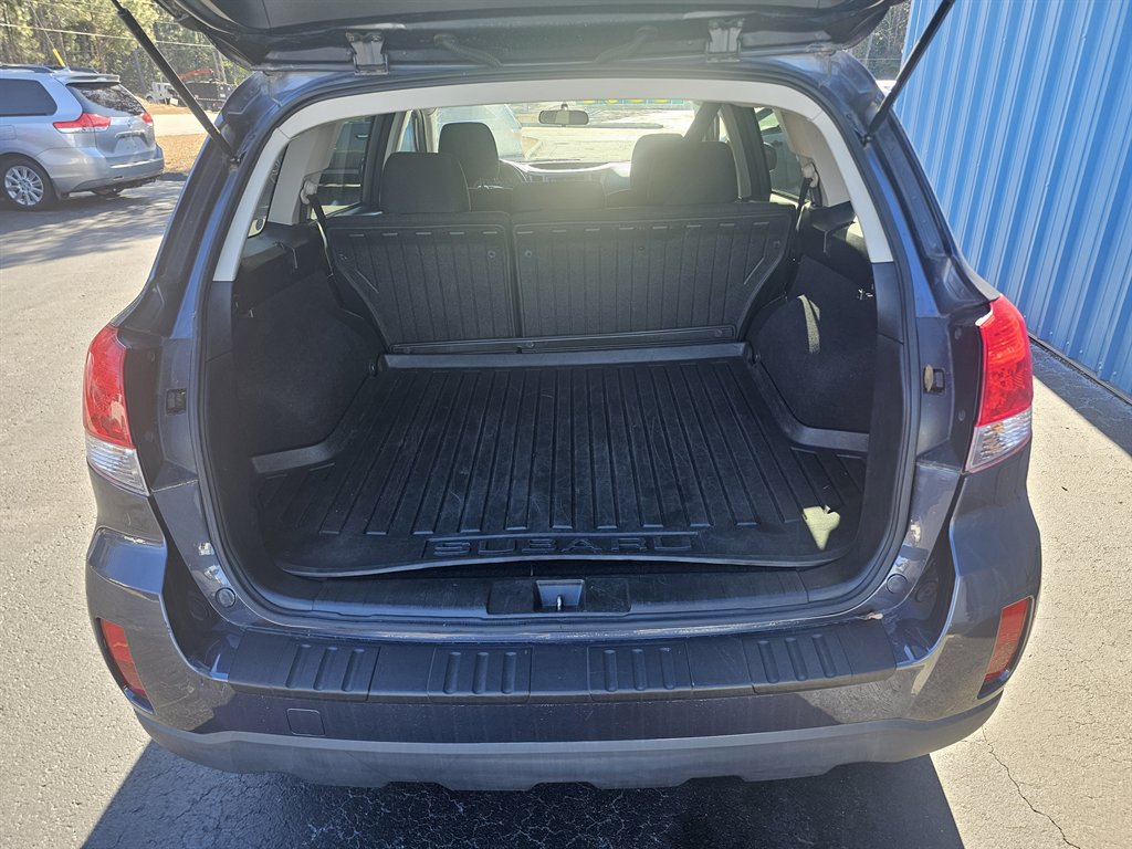 2014 Subaru Outback - $6,698