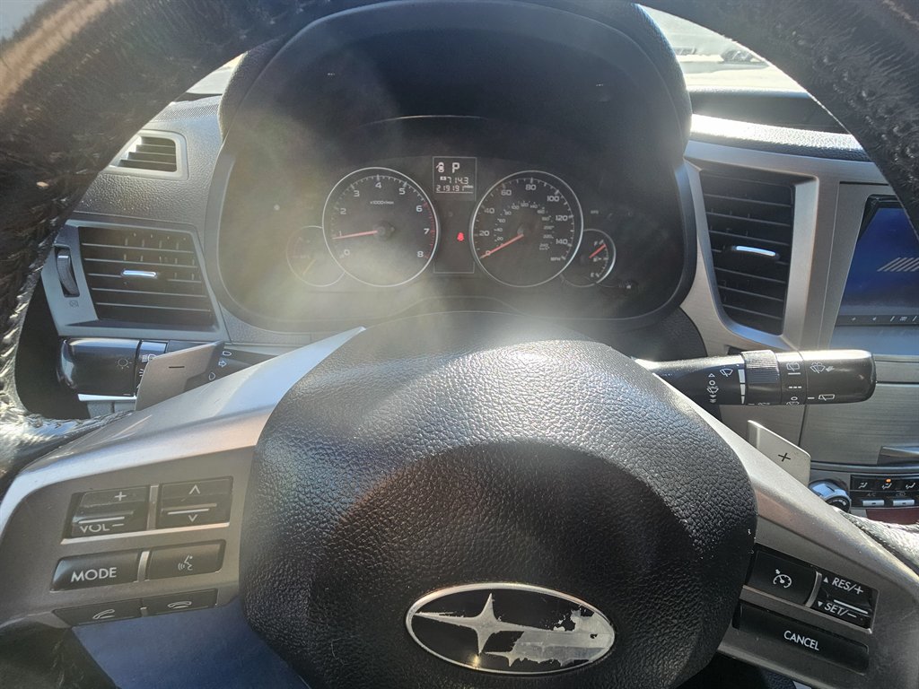 2014 Subaru Outback - $6,698