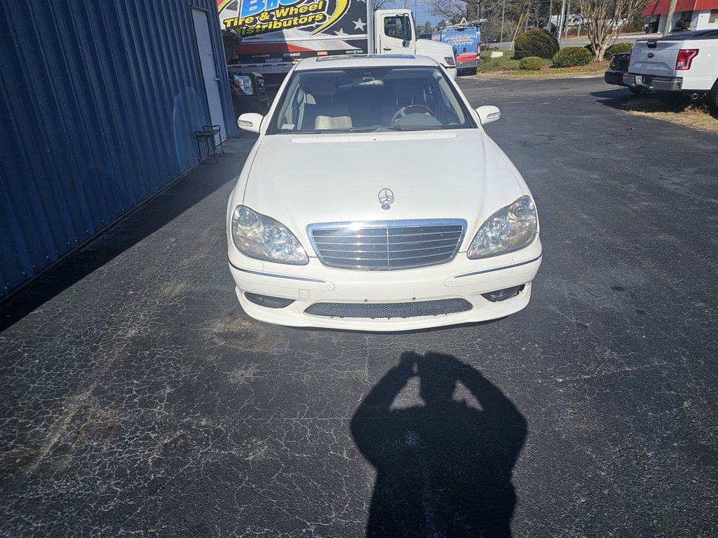 2006 Mercedes-Benz S-class - $10,479