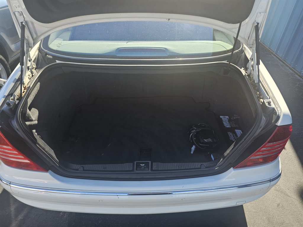 2006 Mercedes-Benz S-class - $10,479