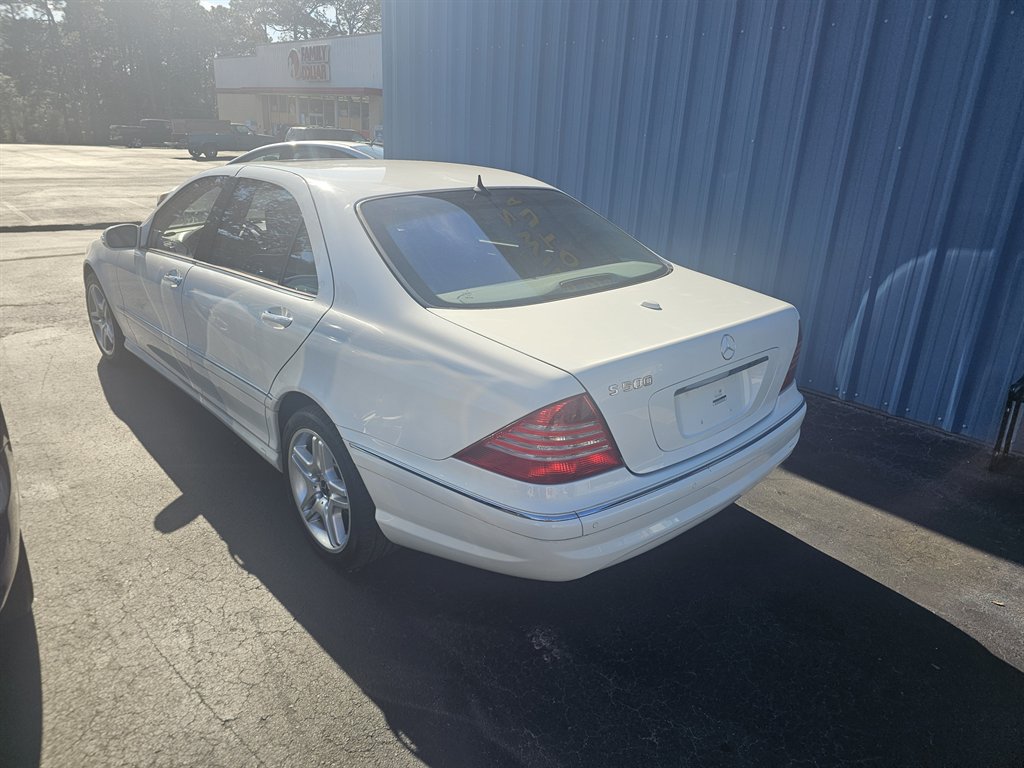 2006 Mercedes-Benz S-class - $10,479